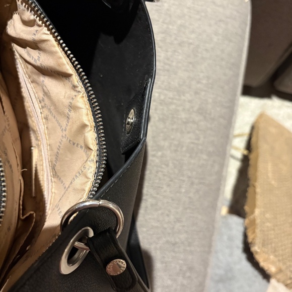 Steve Madden Tote Bag - Picture 14 of 16